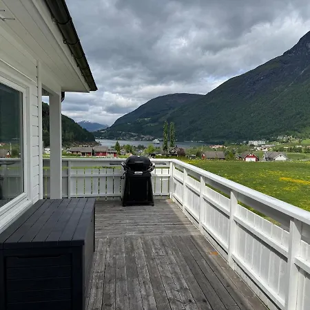 Panorama View Apartment *